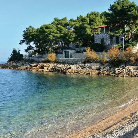 Schoenes Direkt Am *