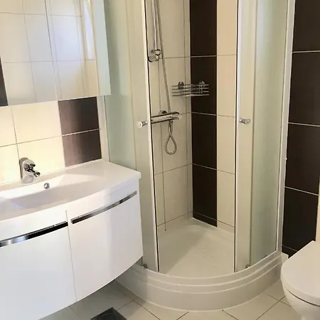 Holiday home Schoenes Direkt Am Stomorska