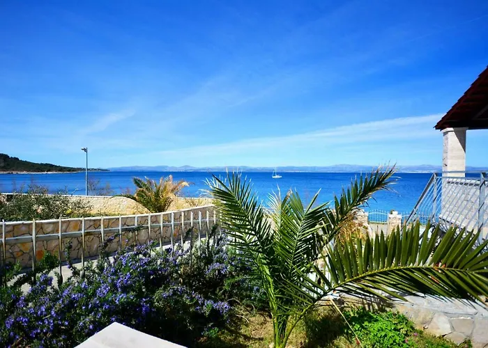 בית נופש Schoenes Direkt Am